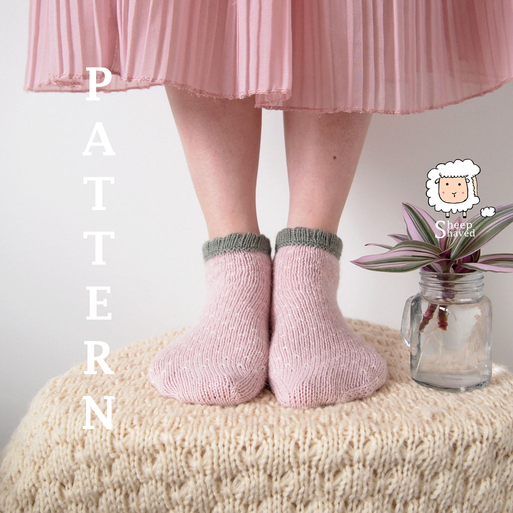 Knitted Strawberry Picot Sock Pattern (PDF)