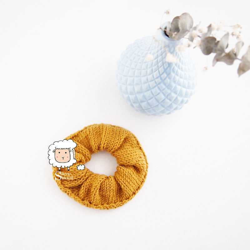 Knitted Scrunchie