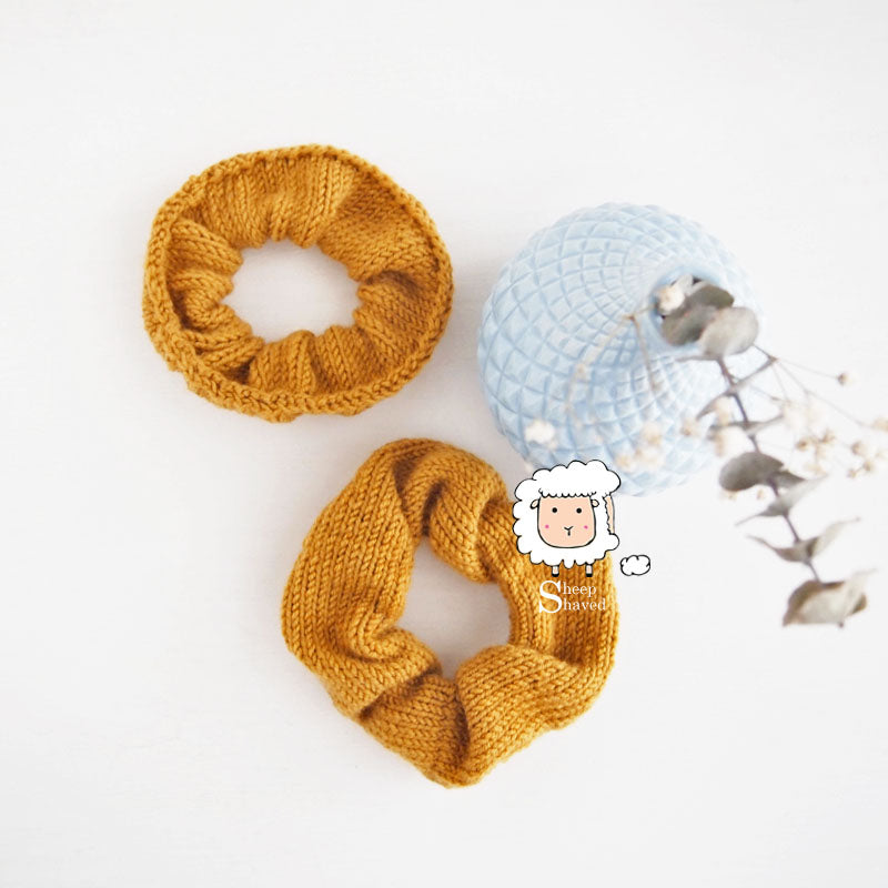 Knitted Scrunchie