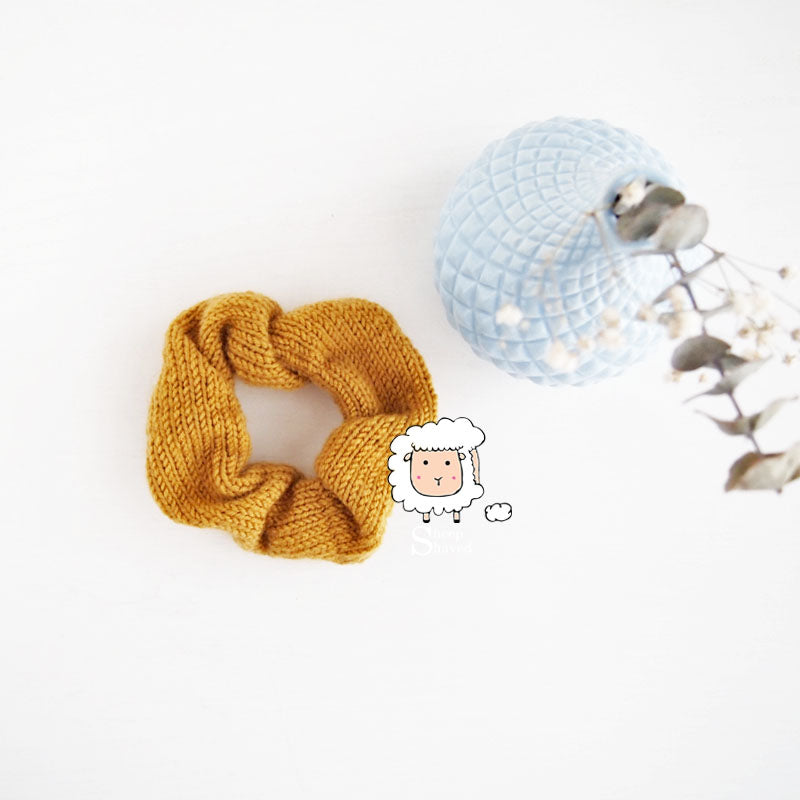 Knitted Scrunchie