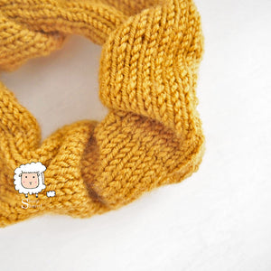 Knitted Scrunchie
